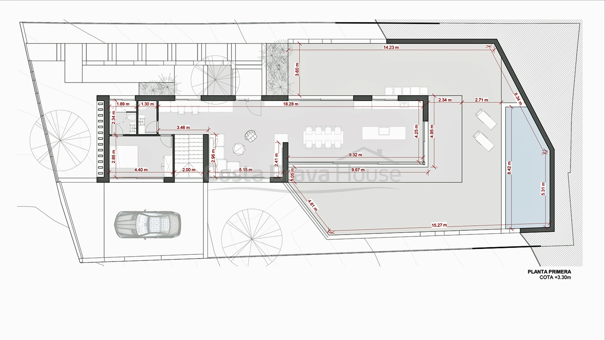 Plan d'étage maison de luxe moderne à Tamariu avec jardin, piscine et garage