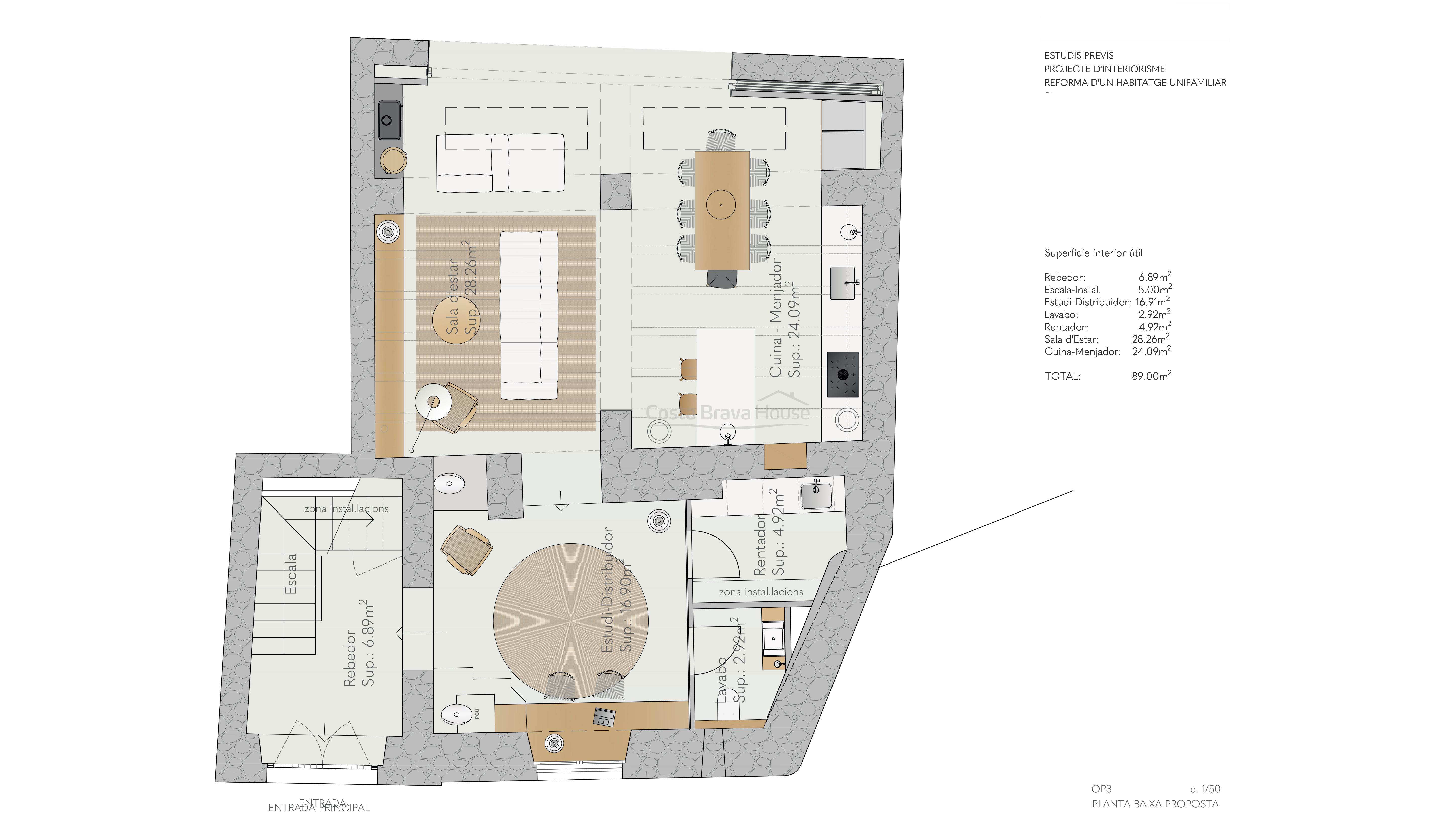 Te renoveren huis met tuin te koop in Gualta