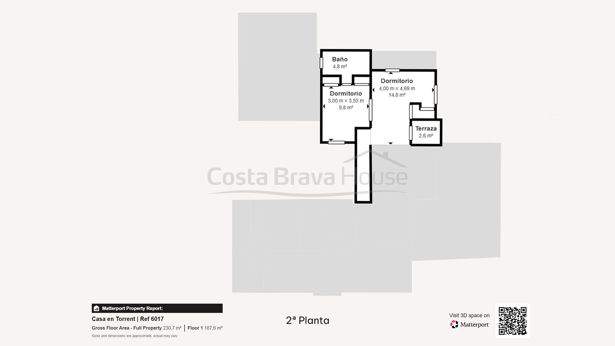 Casa con jardín y piscina en venta en Torrent, Costa Brava