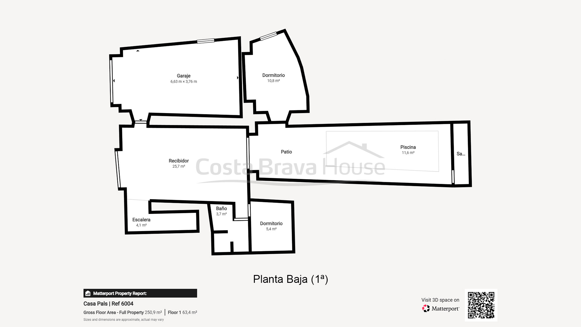 Gerenoveerd dorpshuis in Pals met privé-binnenzwembad, garage en originele elementen