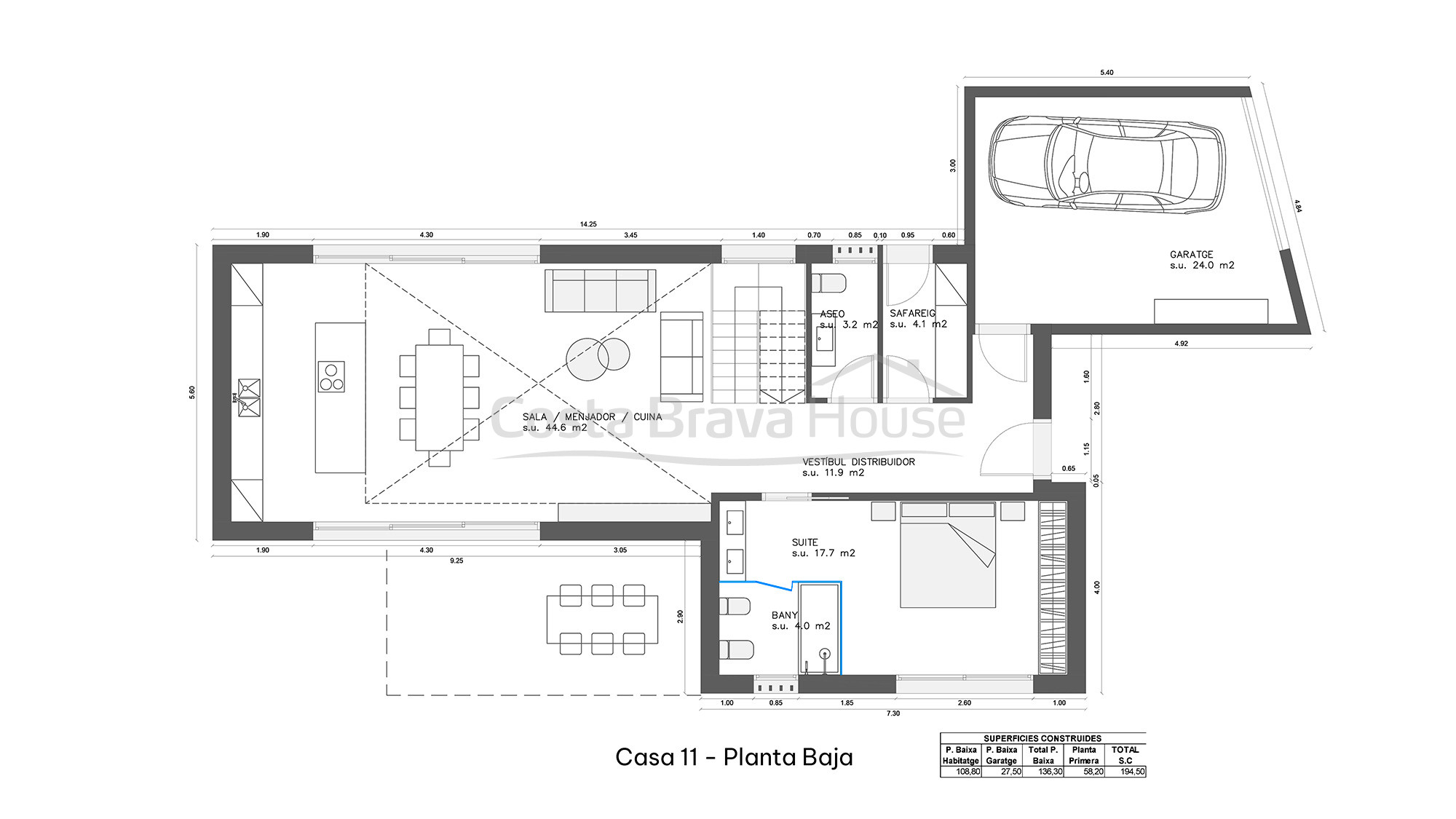 Casa d’obra nova a Regencós d’estil rústic contemporani amb jardí i piscina