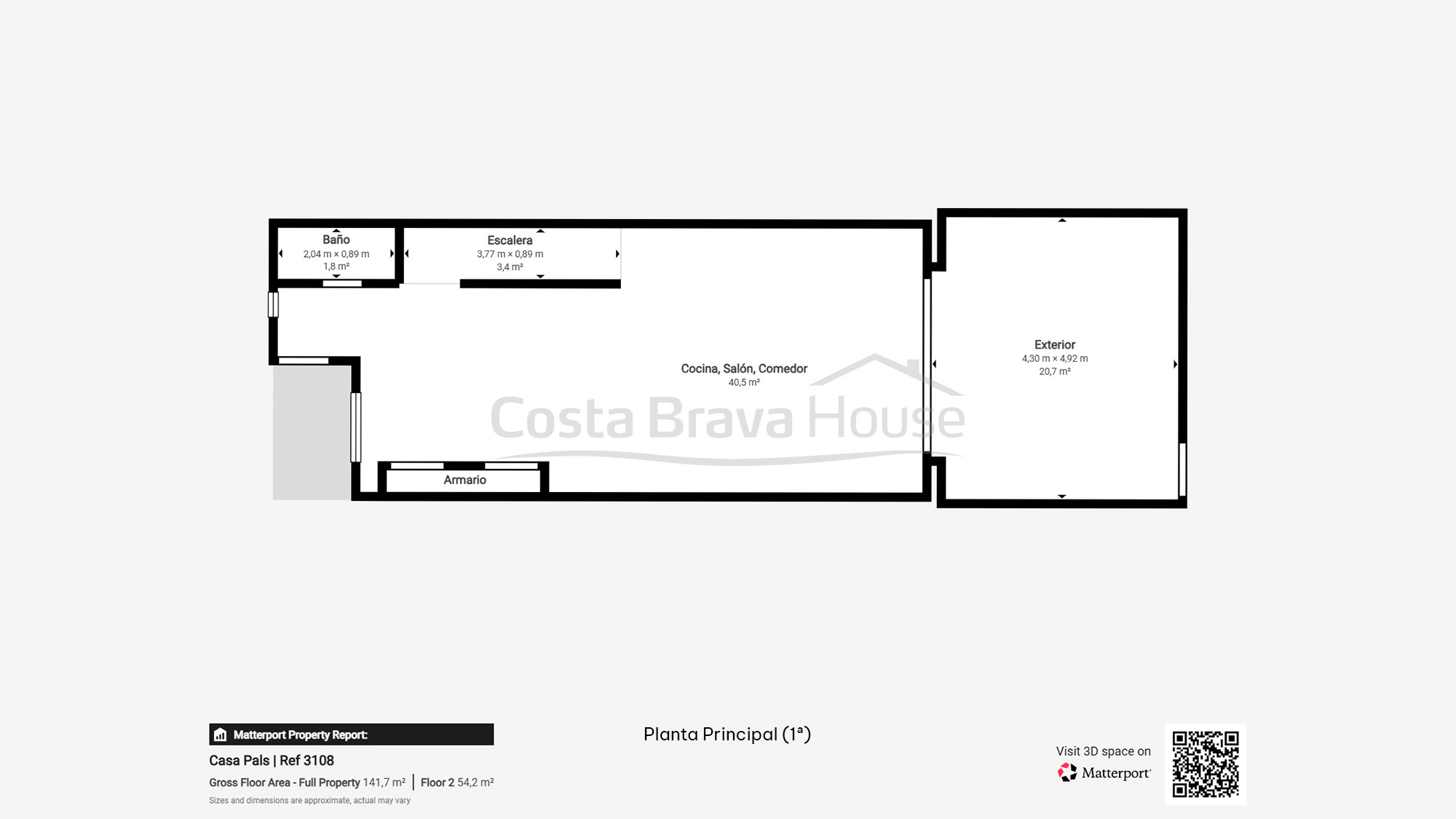 Renovated townhouse in Pals with private garden, communal pool and double garage