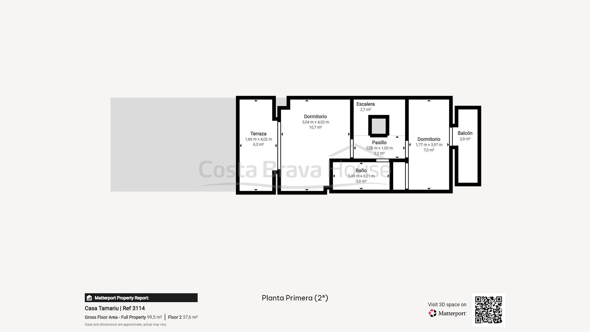 Maison mitoyenne à Tamariu près de la plage avec patio privé, garage et piscine commune