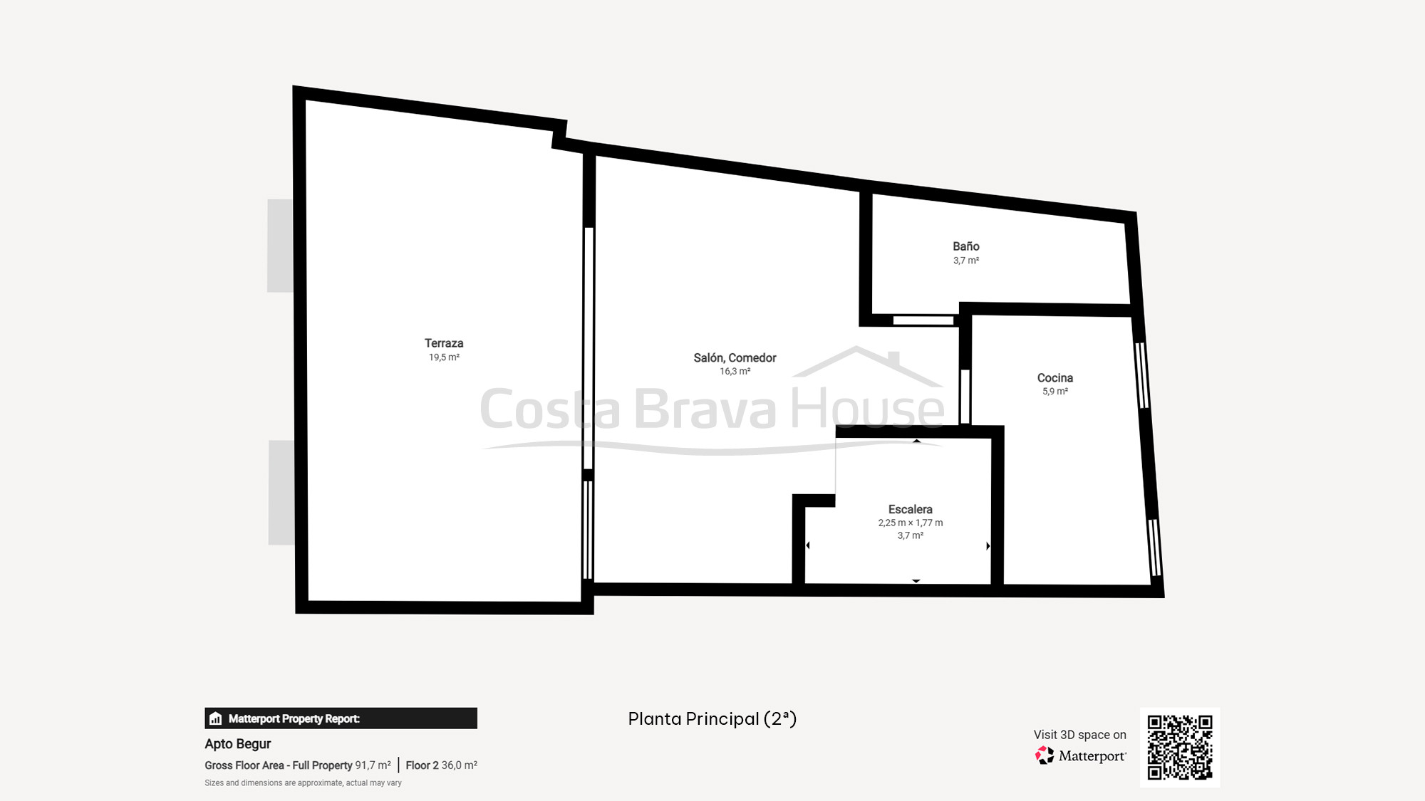 Duplexappartement in het centrum van Begur met zonnig terras, dorpszicht en drie slaapkamers