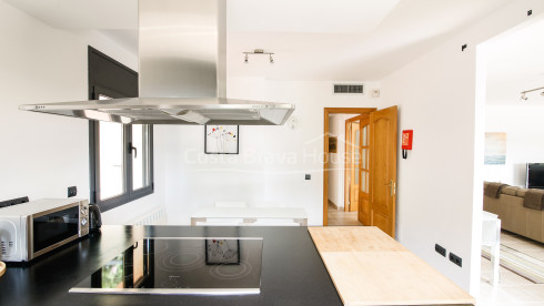Casa con piscina en venta en Tamariu, a solamente 5 min a pie de la cala de Aigua Xelida