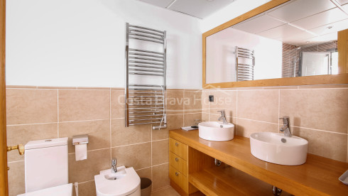 Casa con piscina en venta en Tamariu, a solamente 5 min a pie de la cala de Aigua Xelida