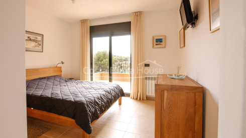 Casa con piscina en venta en Tamariu, a solamente 5 min a pie de la cala de Aigua Xelida