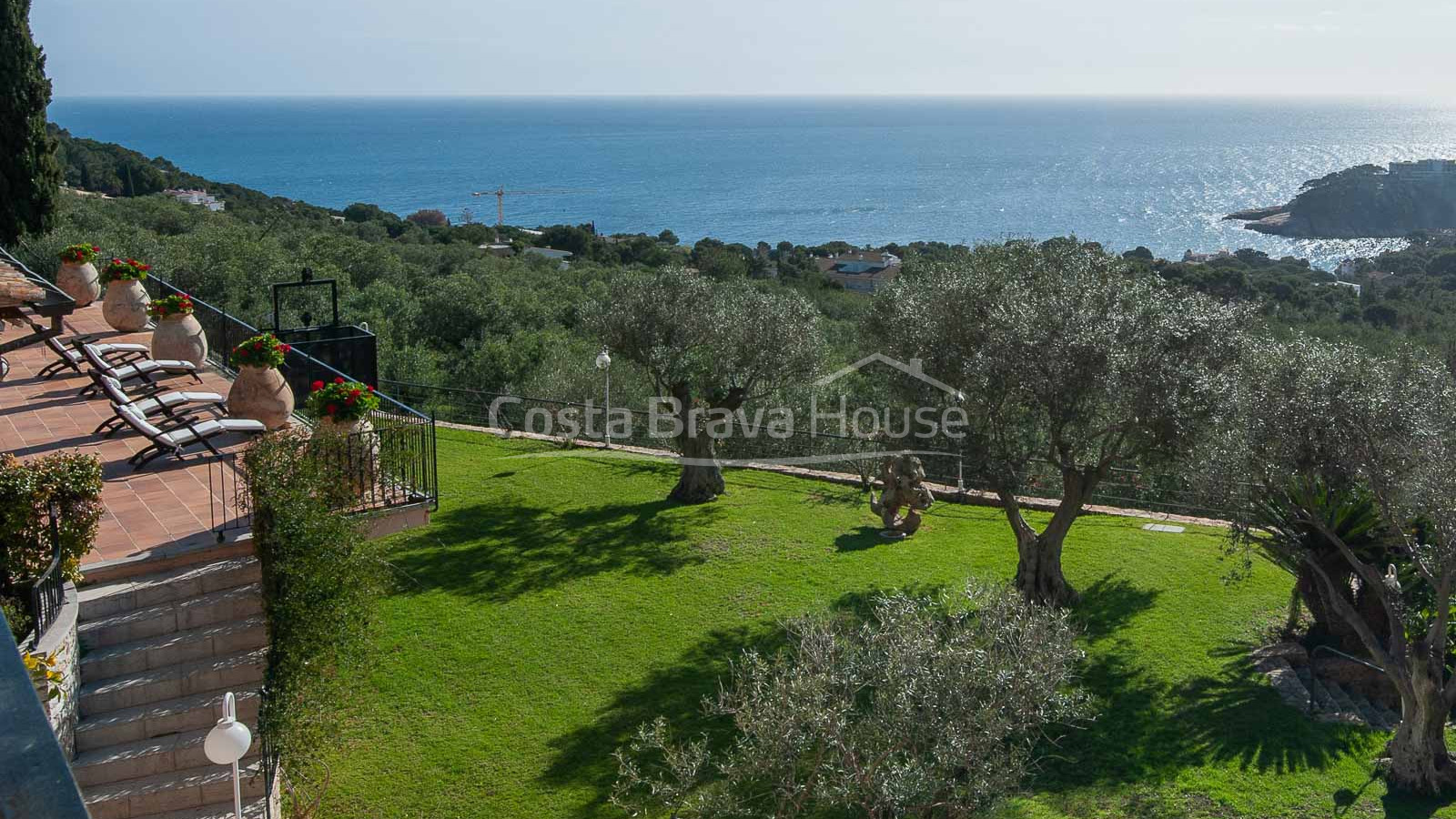 Impresionante villa de lujo con fantásticas vistas al mar en venta en Aiguablava (Begur)