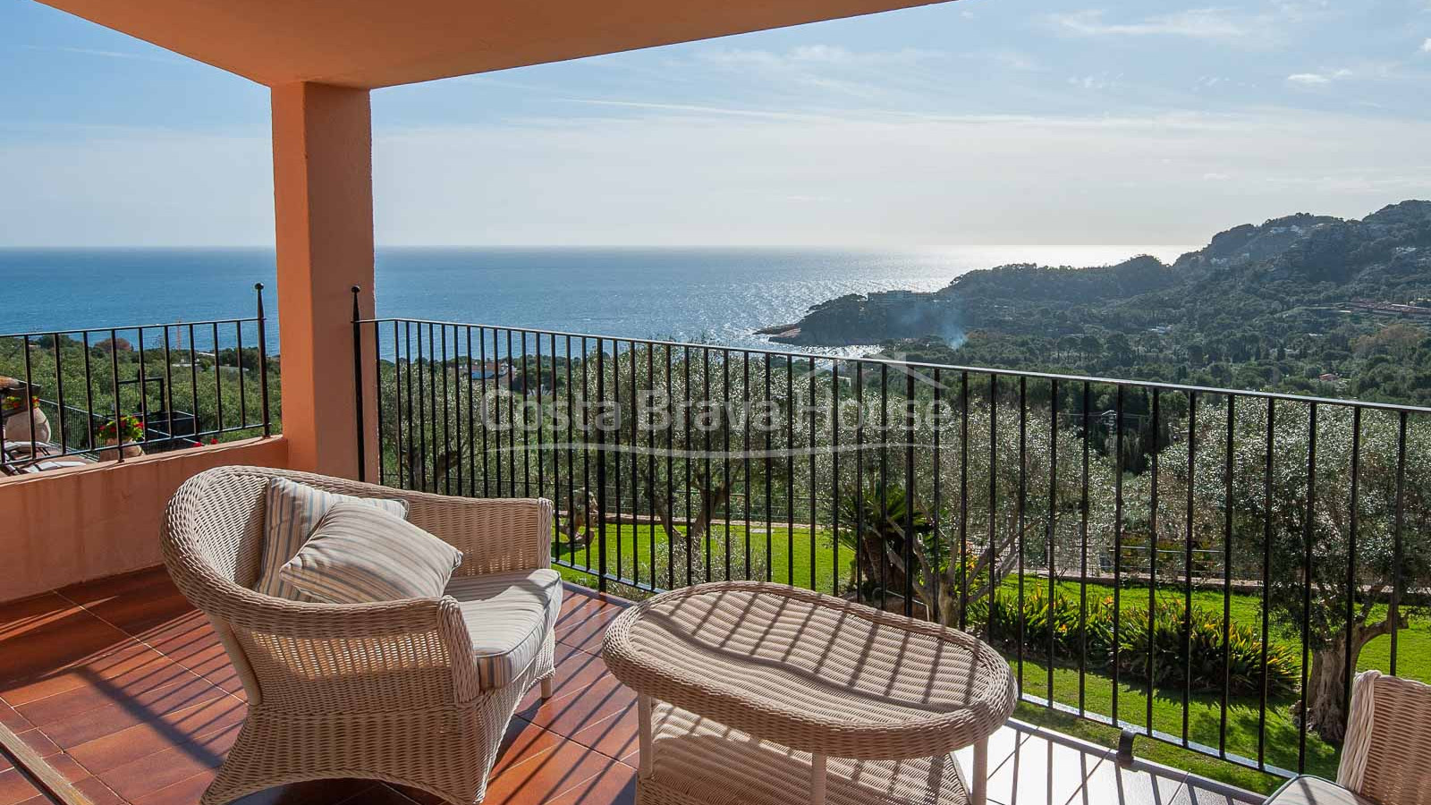 Impresionante villa de lujo con fantásticas vistas al mar en venta en Aiguablava (Begur)