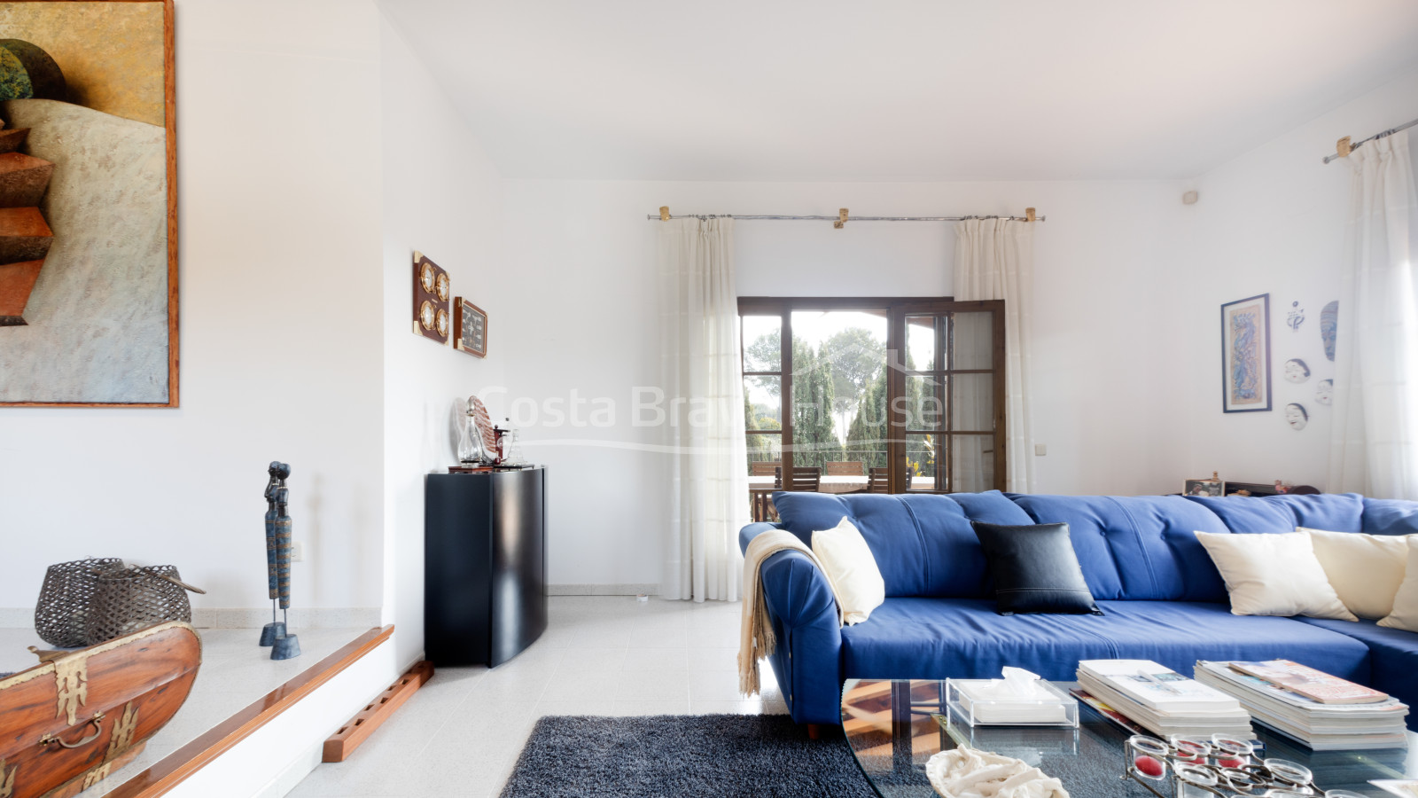 Huis in mediterrane stijl te koop in Tamariu met veel grond en tuin met zwembad