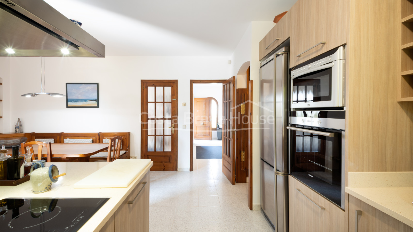 Huis in mediterrane stijl te koop in Tamariu met veel grond en tuin met zwembad