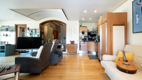 Huis in mediterrane stijl te koop in Tamariu met veel grond en tuin met zwembad
