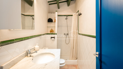 Casa semirústica en venta en Bellcaire con jardín, piscina y preciosas vistas al Empordà
