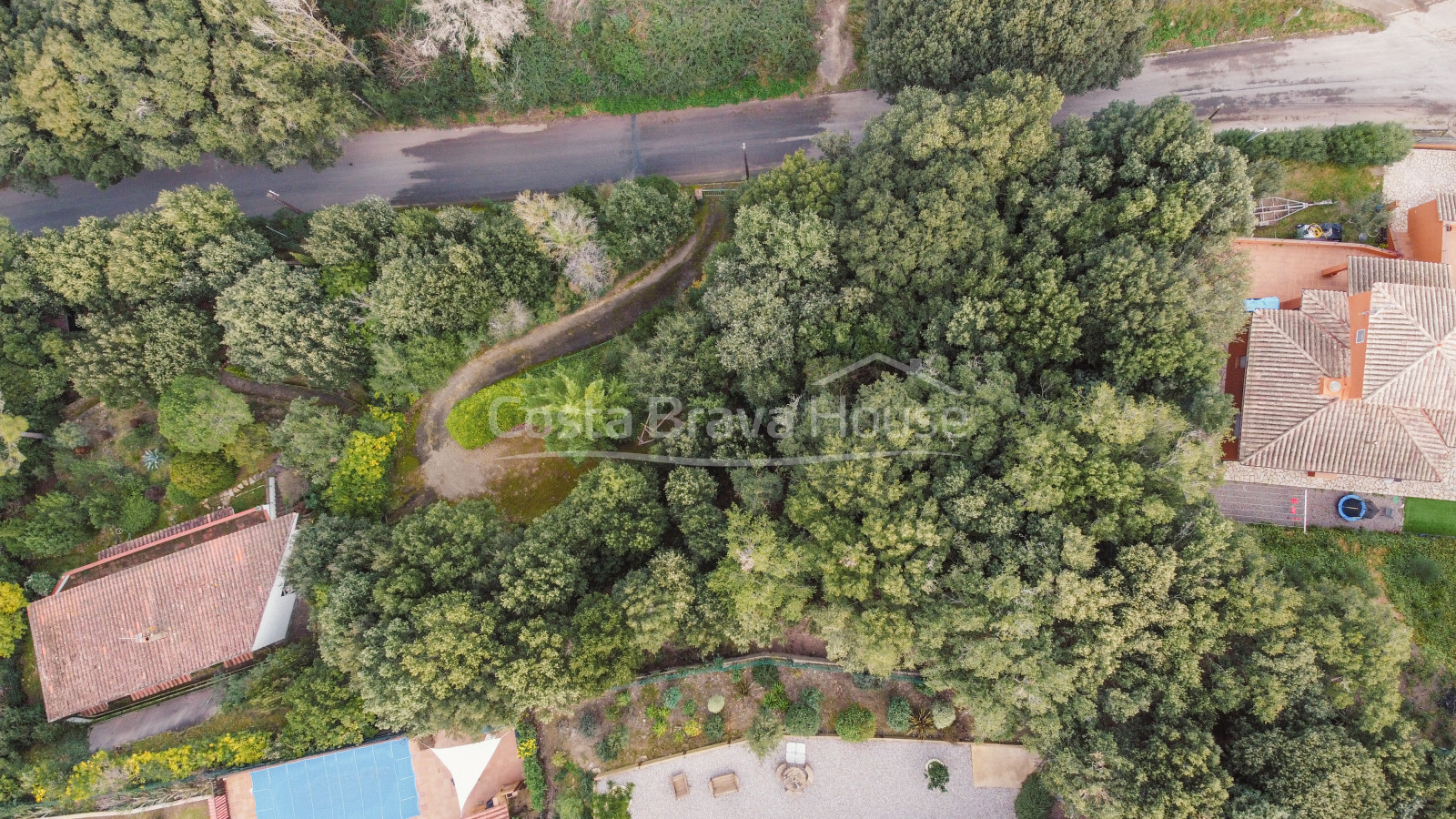 Perceel met zeezicht te koop in Begur, voor een huis tot 342 m² met garage en zwembad