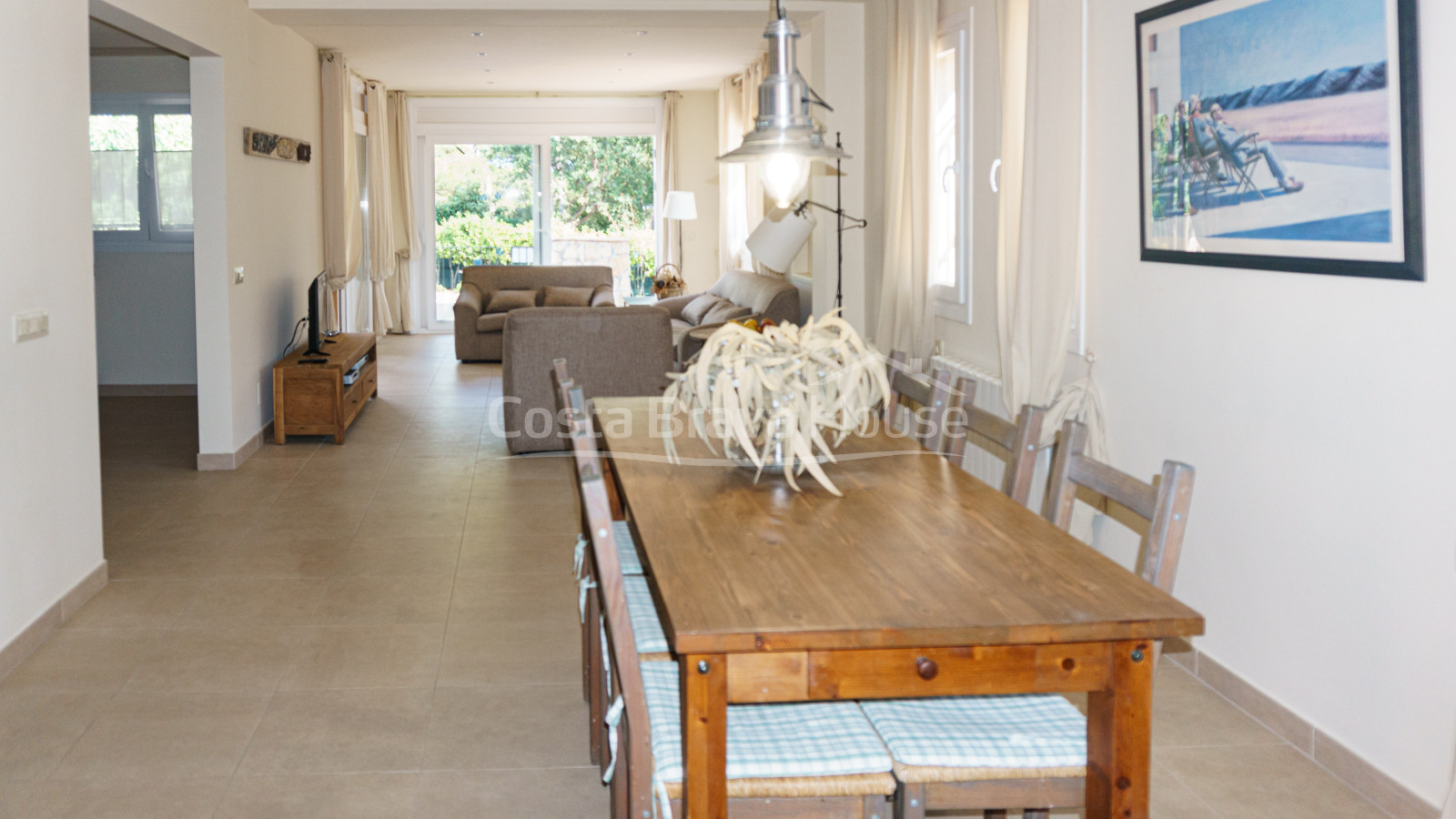 Huis met zwembad en tuin te koop in Tamariu, op slechts 1 km van het strand, op een perceel van 1600 m²
