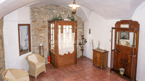 Casa reformada en venda a Begur, en una ubicació tranquil·la a 3 min a peu de la plaça de l'església