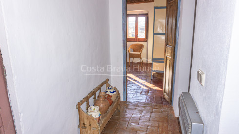 Maison rénovée à vendre à Begur, dans un endroit calme à 3 min à pied de la place de l'église