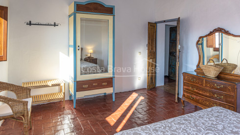 Renovated townhouse for sale in Begur, in a quietl location only 3 min on foot to the church square