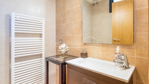 Casa en immillorable estat de conservació, amb jardí i piscina, molt a prop d´Aiguablava i Tamariu