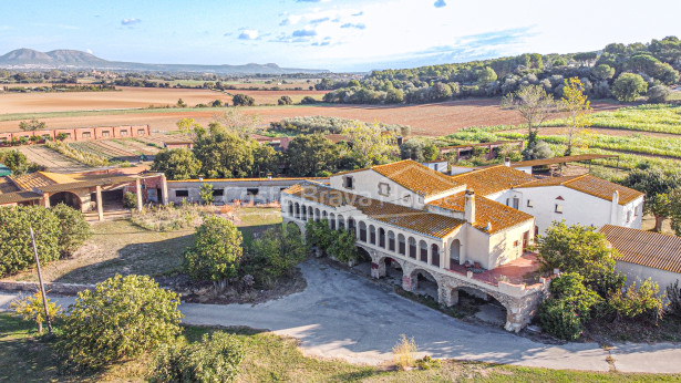 Country house for hotel project in Baix Empordà