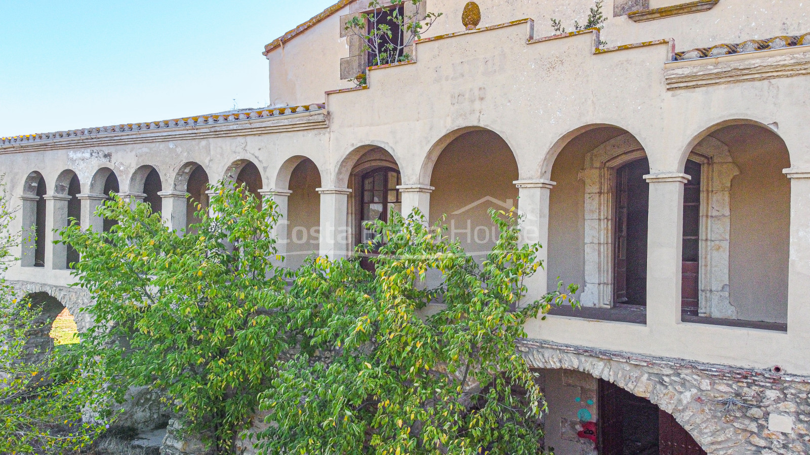 Country house for hotel project in Baix Empordà