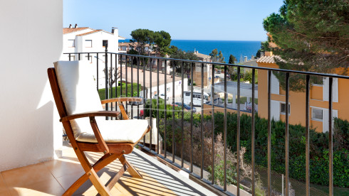 Apartament amb vista mar en venda a Calella Palafrugell, a 250 m de la platja del Port Pelegrí