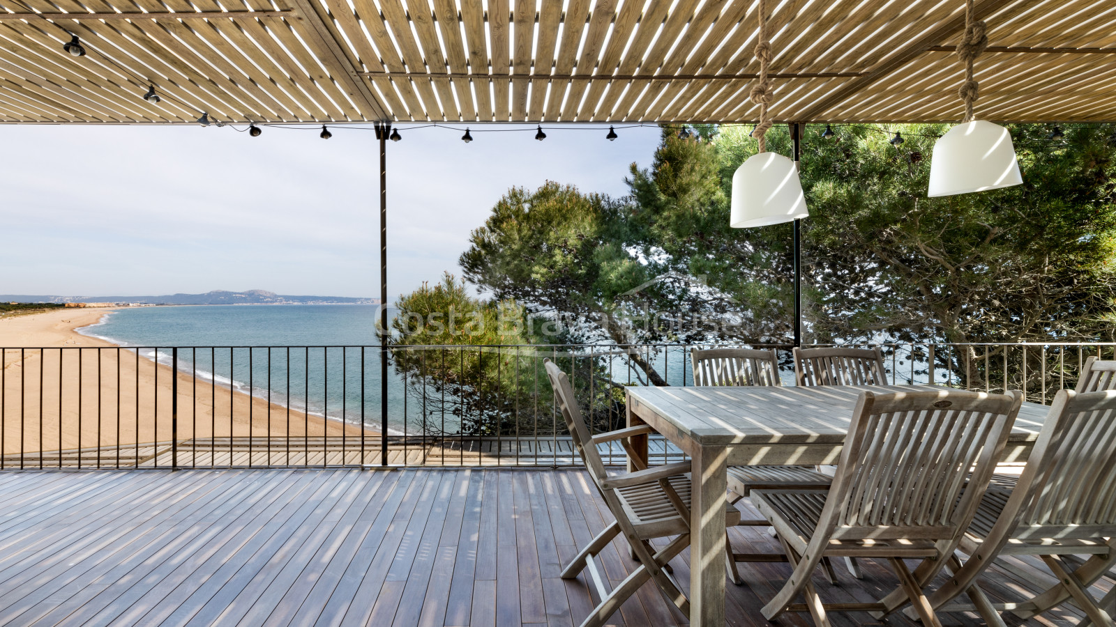 Exclusive villa de luxe à côté de la plage entre Begur et Pals, avec des vues incroyables sur la mer