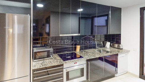 Two bedroom apartment with garage for sale in Tamariu, just a few steps from the beach and the sea