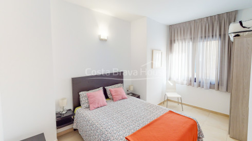 Two bedroom apartment with garage for sale in Tamariu, just a few steps from the beach and the sea