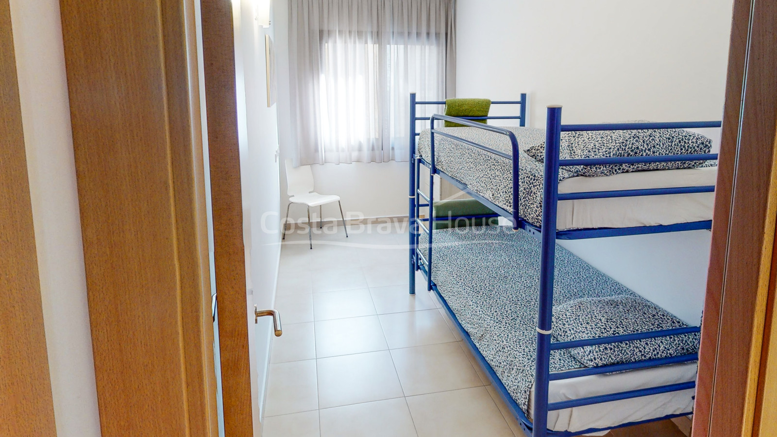 Apartament de 2 dormitoris amb garatge en venda a Tamariu, a només uns passos de la platja i el mar
