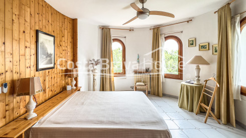 Maison avec jardin et piscine à vendre dans la région de Sa Punta, entre Sa Riera et Pals
