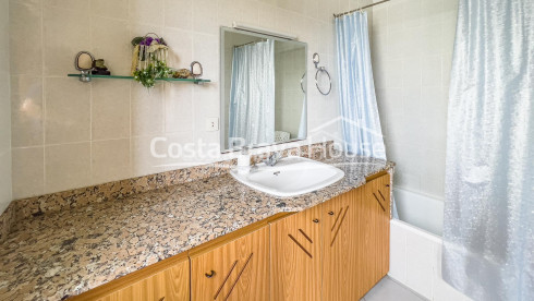 Maison avec jardin et piscine à vendre dans la région de Sa Punta, entre Sa Riera et Pals