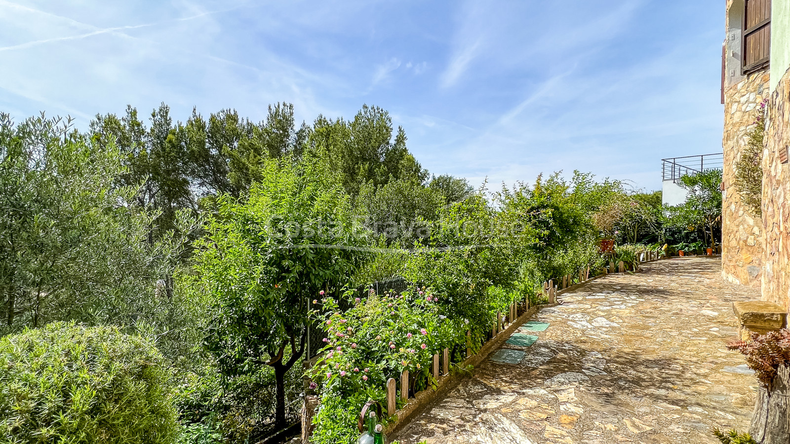 Maison avec jardin et piscine à vendre dans la région de Sa Punta, entre Sa Riera et Pals