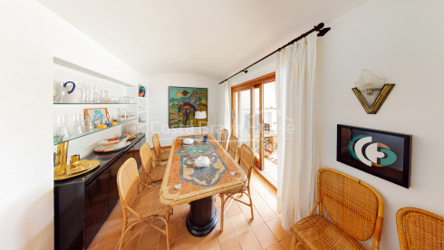 Exclusieve villa aan zee te koop in Sa Tuna (Begur) met botenhuis direct aan het strand.