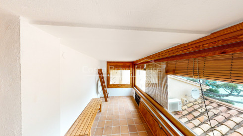 Exclusieve villa aan zee te koop in Sa Tuna (Begur) met botenhuis direct aan het strand.