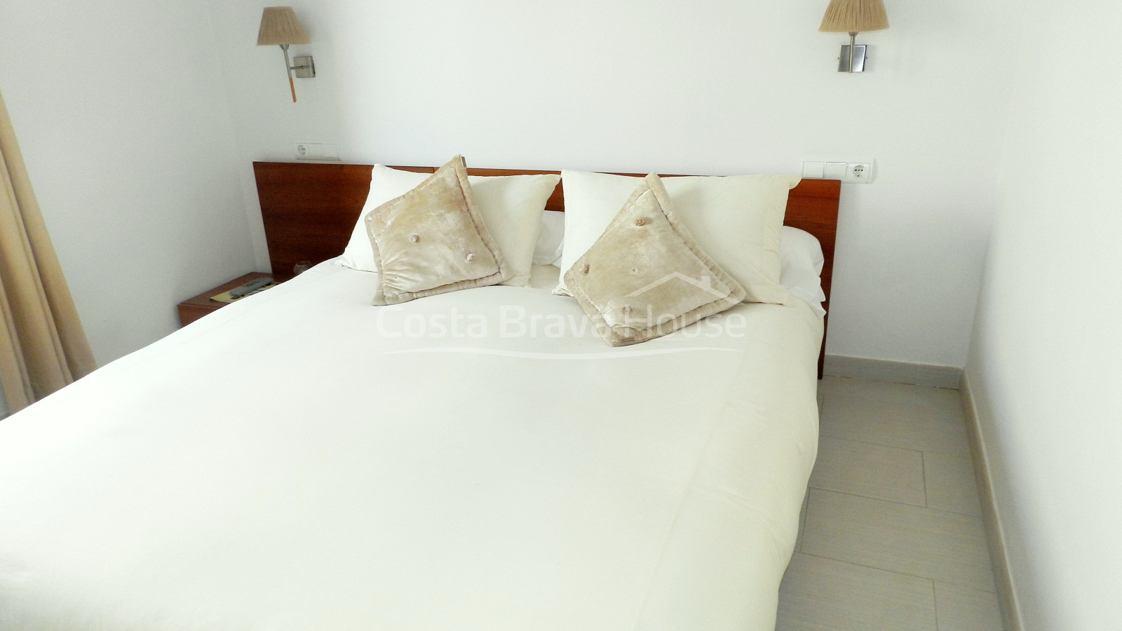 Apartament a primera línia de mar en venda a Calella de Palafrugell