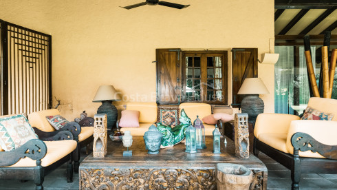 Exclusive property near Begur with large land and horse stables