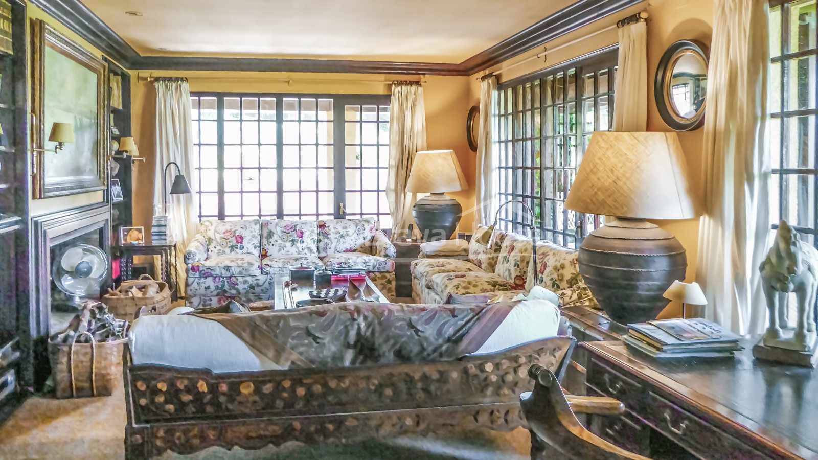 Exclusive property near Begur with large land and horse stables