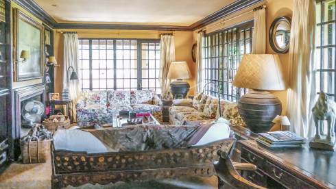 Exclusive property near Begur with large land and horse stables