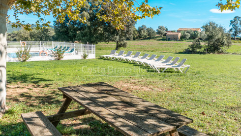 Maison de tourisme rural à vendre, entre Llagostera et Romanyà de la Selva avec 7 ha de terrain