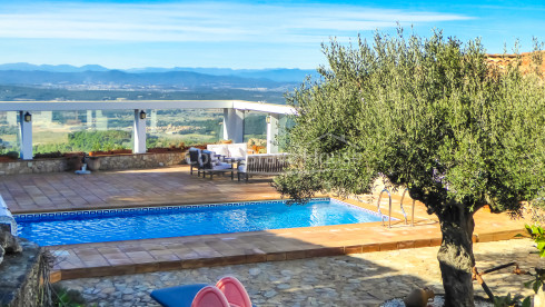 Maison avec vue imprenable sur la mer à vendre à Begur