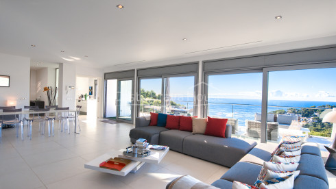 Casa de luxe amb vistes a la mar i piscina a 5 minuts de la platja de Tamariu