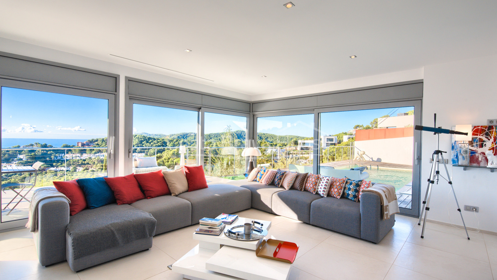 Maison de luxe avec vue mer et piscine à 5 minutes de la plage de Tamariu