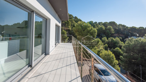Casa de lujo con vistas al mar y piscina a 5 minutos de la playa de Tamariu