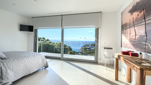 Casa de lujo con vistas al mar y piscina a 5 minutos de la playa de Tamariu