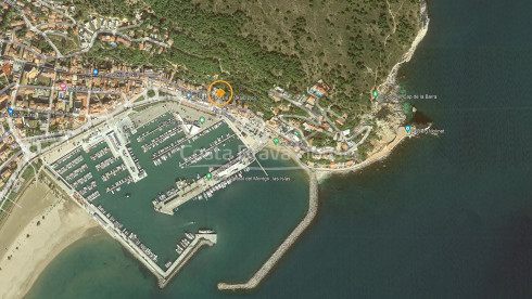 Terrain à vendre à L'Estartit pour la construction d'un petit bâtiment de 4 étages et sous-sol