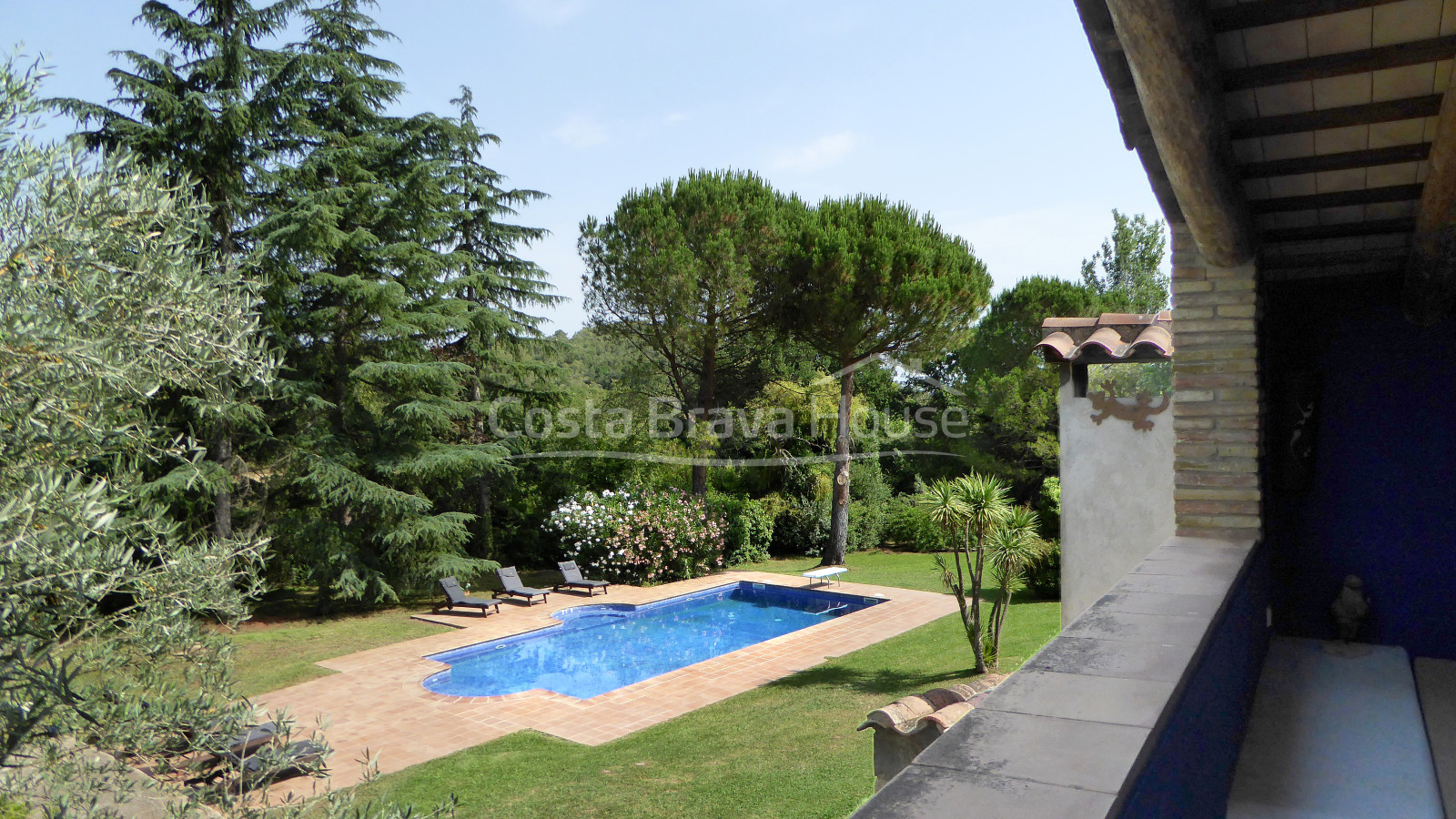 Exclusiva finca con dos masías catalanas en venta en Sant Martí Vell