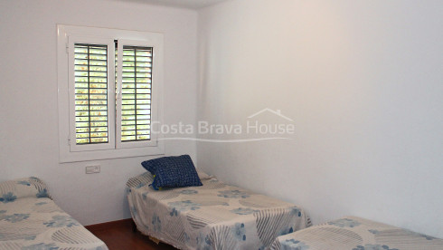 Appartement rénové avec 3 chambres à vendre à Tamariu