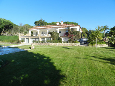 Vila d'alt standing en venda a Sant Feliu de Guíxols