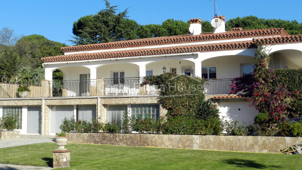 Vila d'alt standing en venda a Sant Feliu de Guíxols